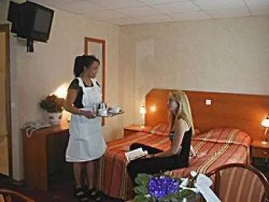Ii Otel